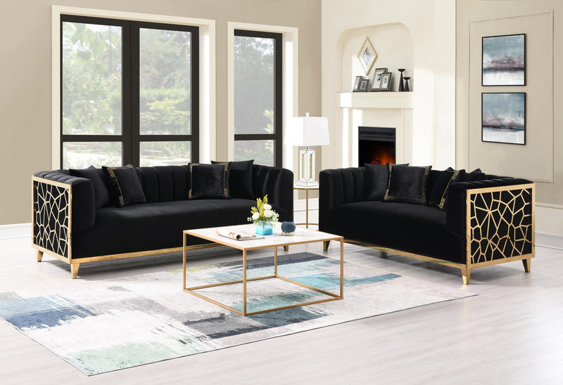 L802 - Versa Black Living Room